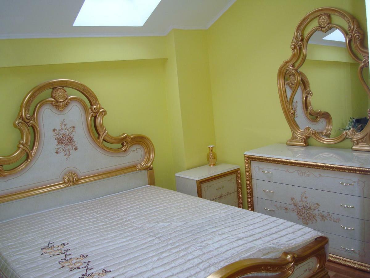 Ferienwohnung Dan Mija Mediaş Exterior foto