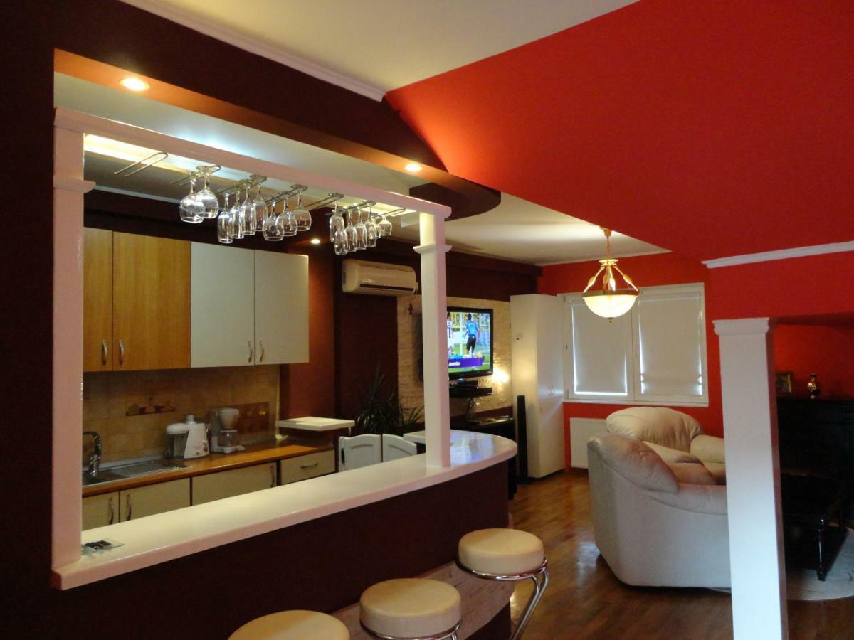 Ferienwohnung Dan Mija Mediaş Exterior foto