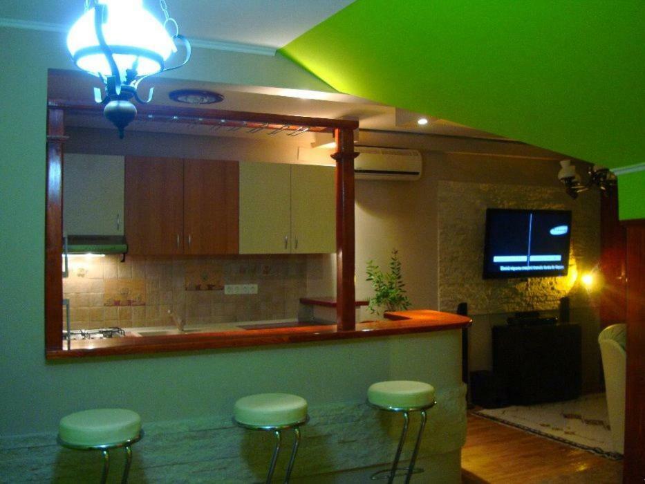 Ferienwohnung Dan Mija Mediaş Exterior foto